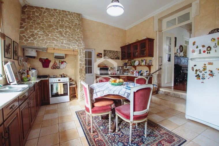 Moradia T6 para Venda em Vermelha Foto 20