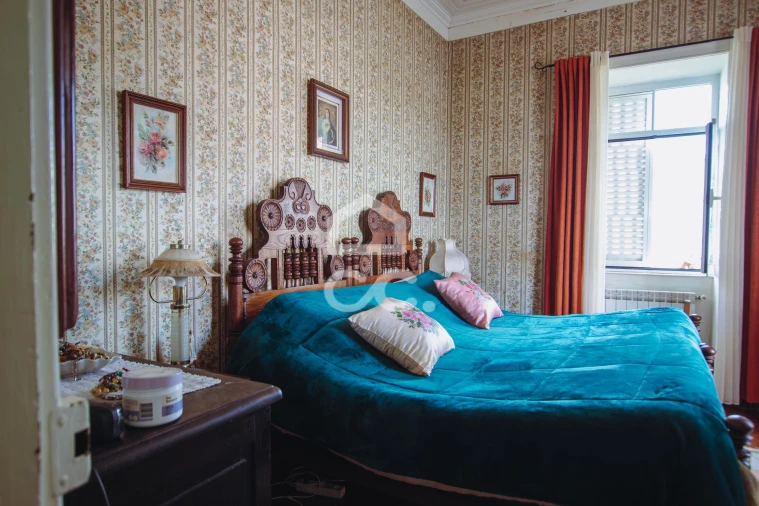 Moradia T6 para Venda em Vermelha Foto 10