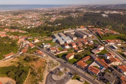 Terreno para Venda em Paramos