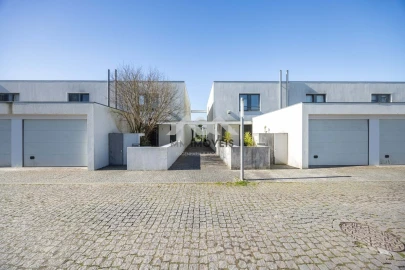 Moradia T3 para Venda em Castêlo da Maia