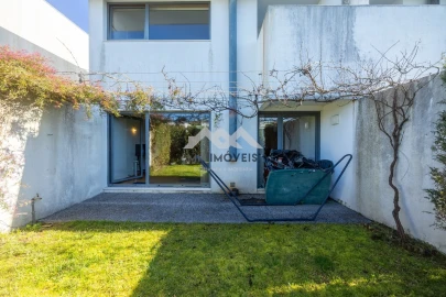 Moradia T3 para Venda em Castêlo da Maia