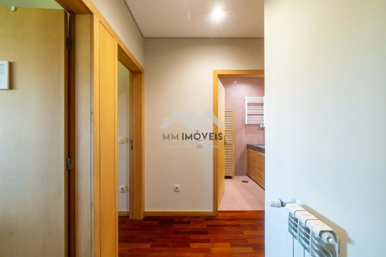 Apartamento T3 para Venda em Cidade da Maia Foto 24