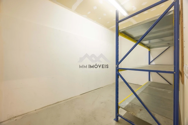 Armazém para Arrendamento em Ermesinde Foto 12