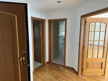 Apartamento T2 para Arrendamento em Areeiro