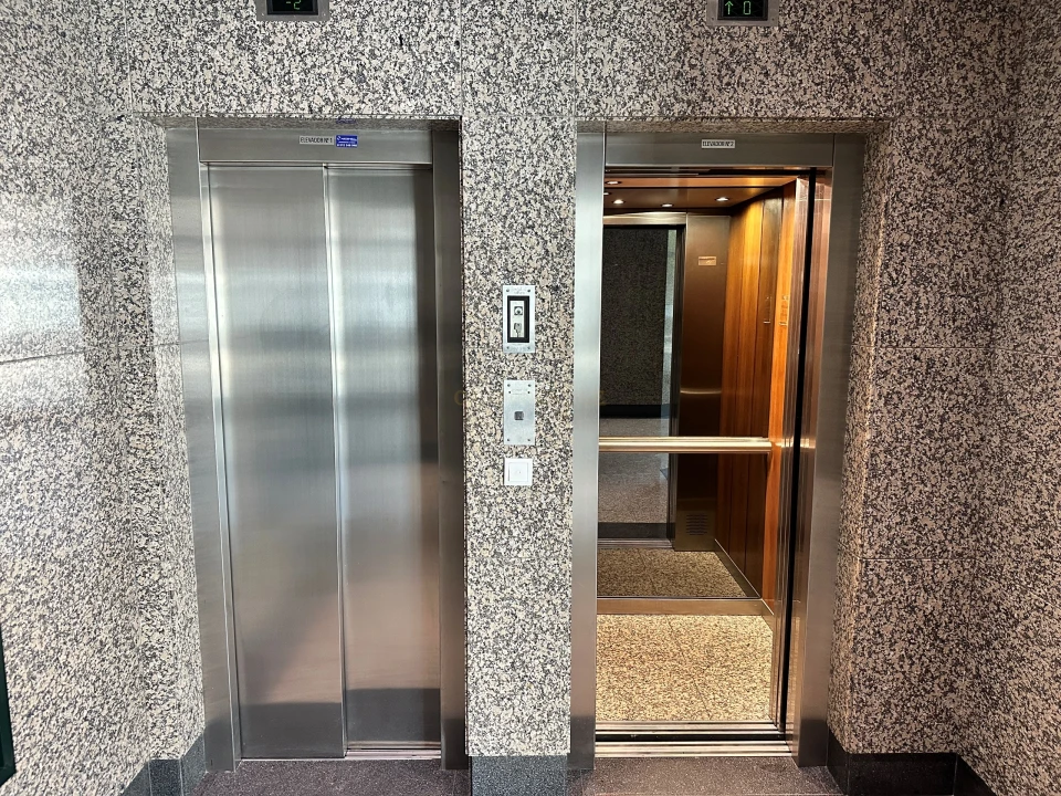 Apartamento T2 para Arrendamento em Areeiro Foto 12