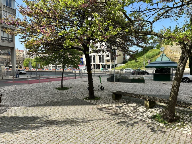 Apartamento T2 para Arrendamento em Areeiro Foto 5