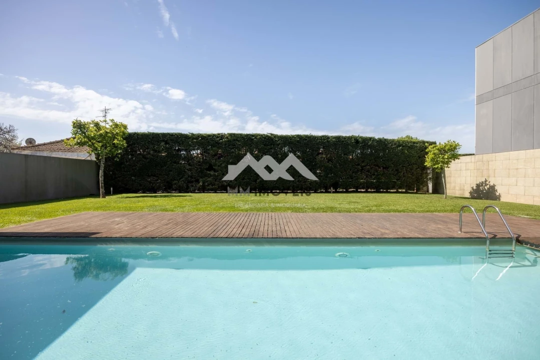 Apartamento T3 para Venda em Moreira Foto 43