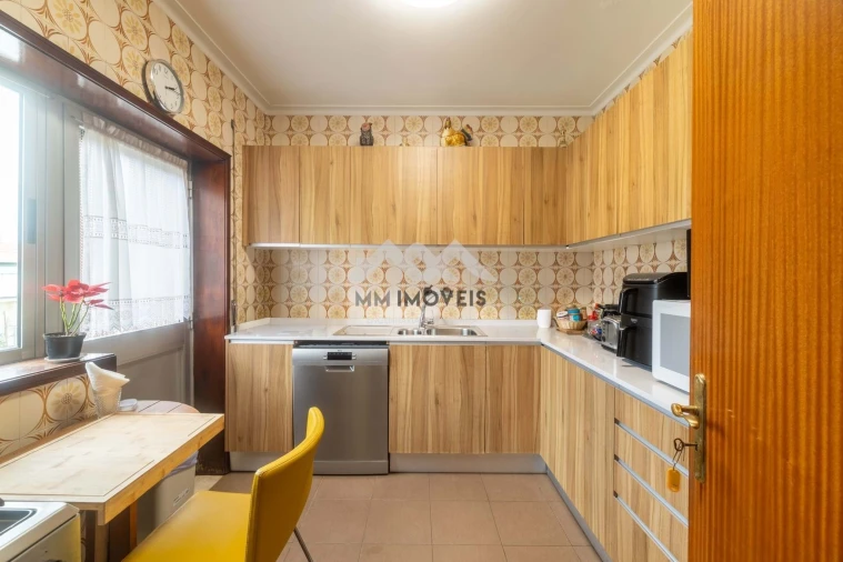 Moradia T3 para Venda em Cidade da Maia Foto 7