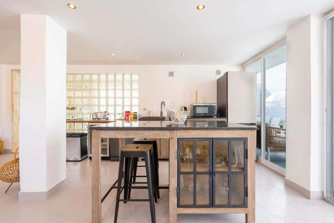 Apartamento T6 para Venda em Costa da Caparica Foto 35