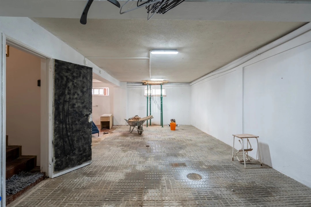 Apartamento T6 para Venda em Costa da Caparica Foto 43