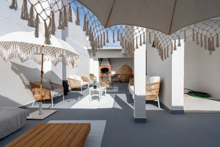 Apartamento T6 para Venda em Costa da Caparica Foto 40