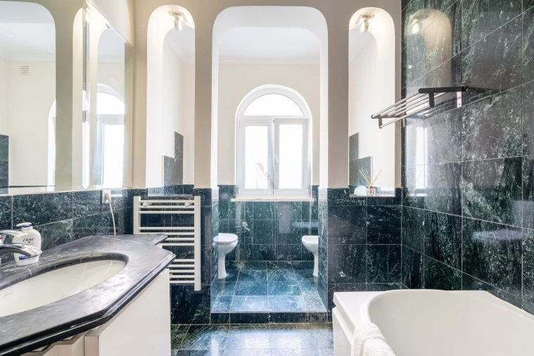 Apartamento T6 para Venda em Costa da Caparica Foto 28