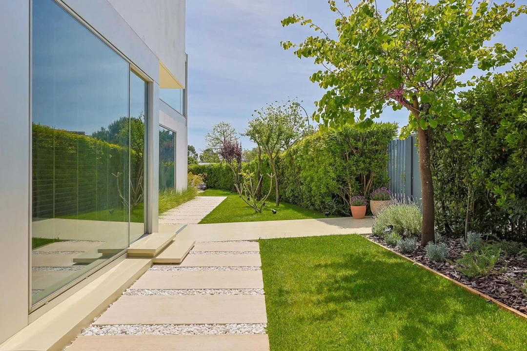 Moradia T4 para Venda em Carnaxide e Queijas Foto 65