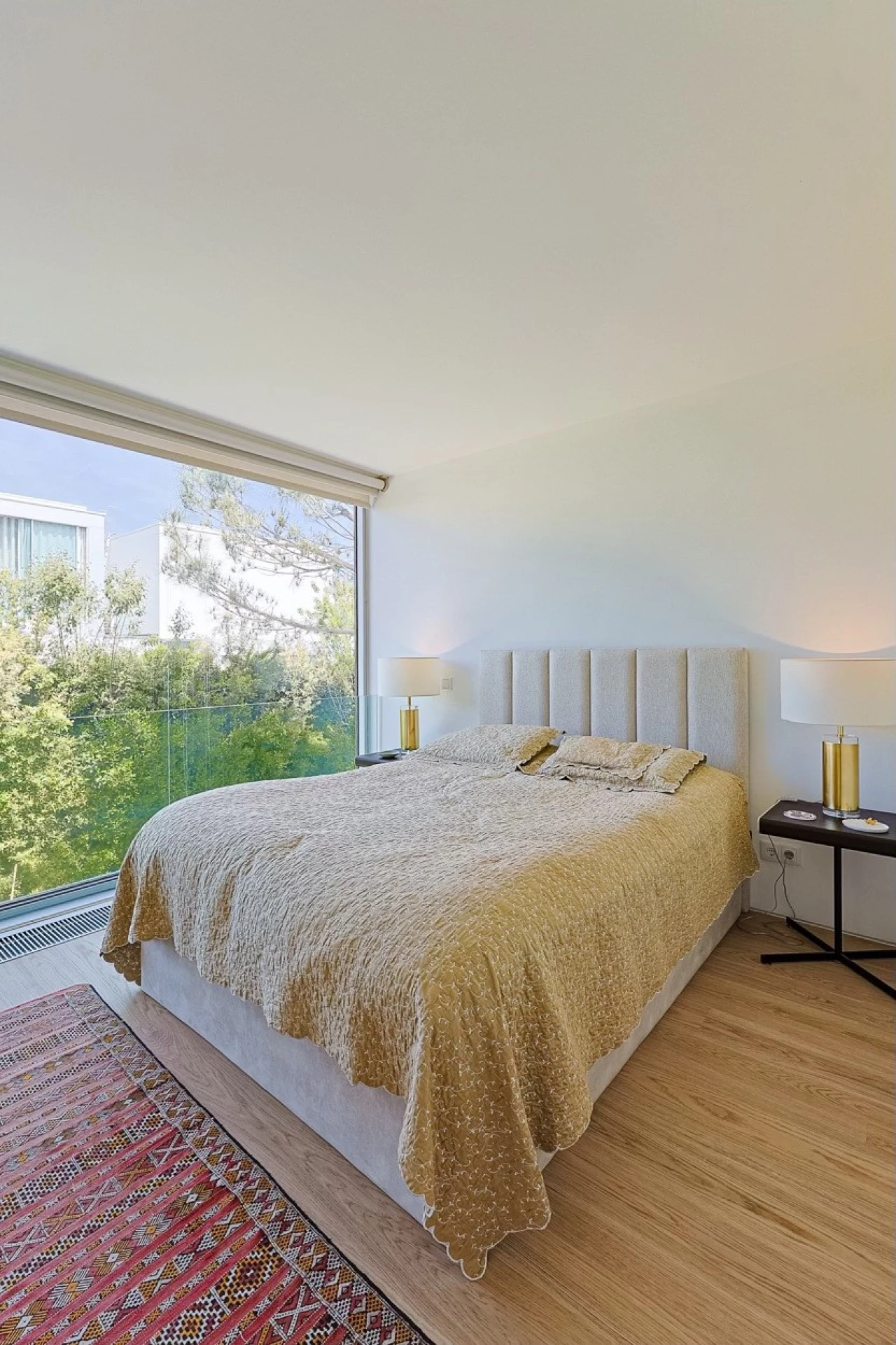 Moradia T4 para Venda em Carnaxide e Queijas Foto 25