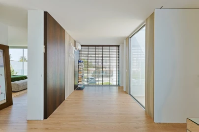 Moradia T4 para Venda em Carnaxide e Queijas