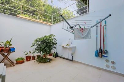 Moradia T4 para Venda em Carnaxide e Queijas