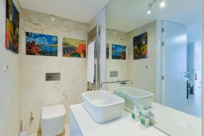 Moradia T4 para Venda em Carnaxide e Queijas