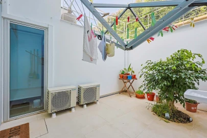 Moradia T4 para Venda em Carnaxide e Queijas