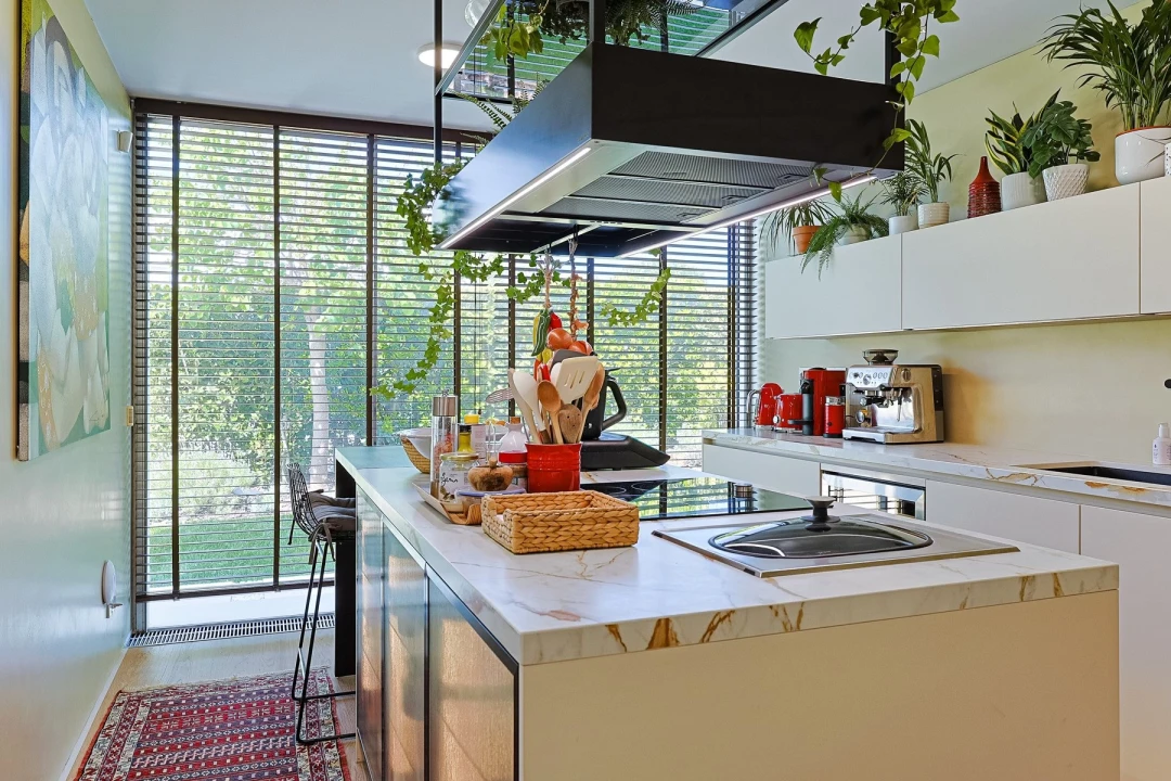 Moradia T4 para Venda em Carnaxide e Queijas Foto 11