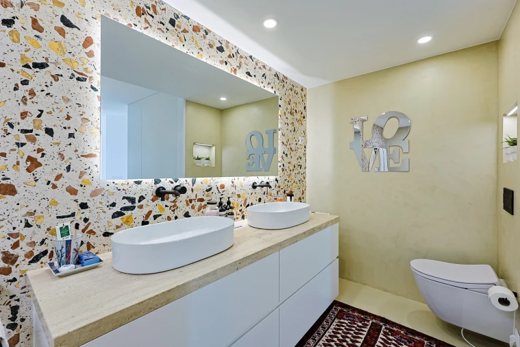 Moradia T4 para Venda em Carnaxide e Queijas Foto 31