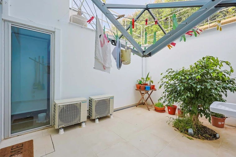 Moradia T4 para Venda em Carnaxide e Queijas Foto 50