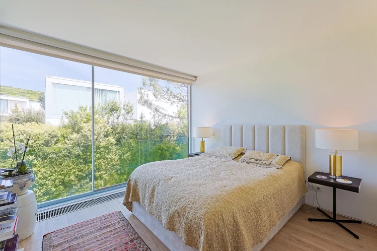 Moradia T4 para Venda em Carnaxide e Queijas Foto 21