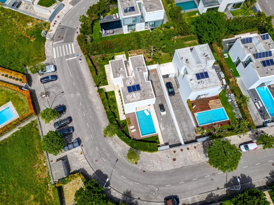 Moradia T4 para Venda em Carnaxide e Queijas Foto 74