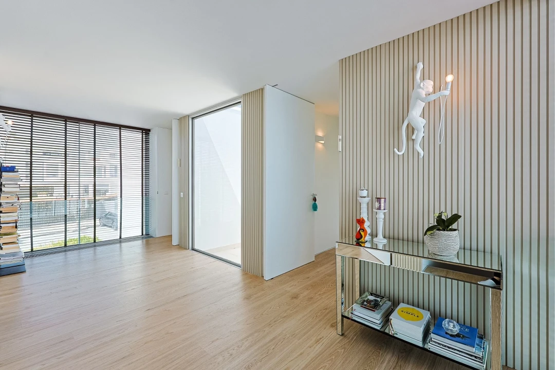 Moradia T4 para Venda em Carnaxide e Queijas Foto 17