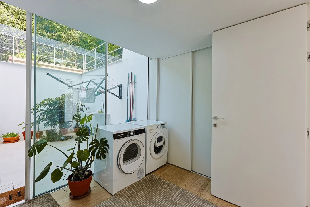 Moradia T4 para Venda em Carnaxide e Queijas Foto 47