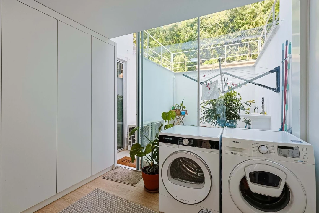 Moradia T4 para Venda em Carnaxide e Queijas Foto 48