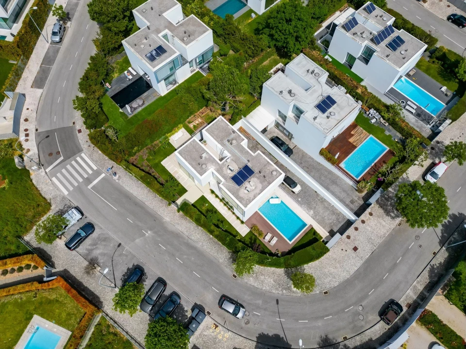 Moradia T4 para Venda em Carnaxide e Queijas Foto 75