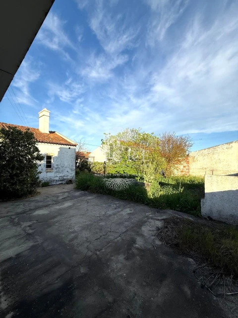 Moradia T2 para Venda em Nossa Senhora da Graça do Divor