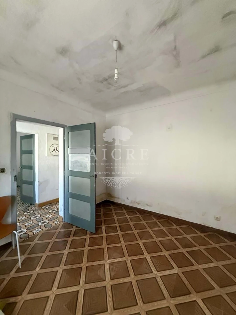 Moradia T2 para Venda em Nossa Senhora da Graça do Divor Foto 12