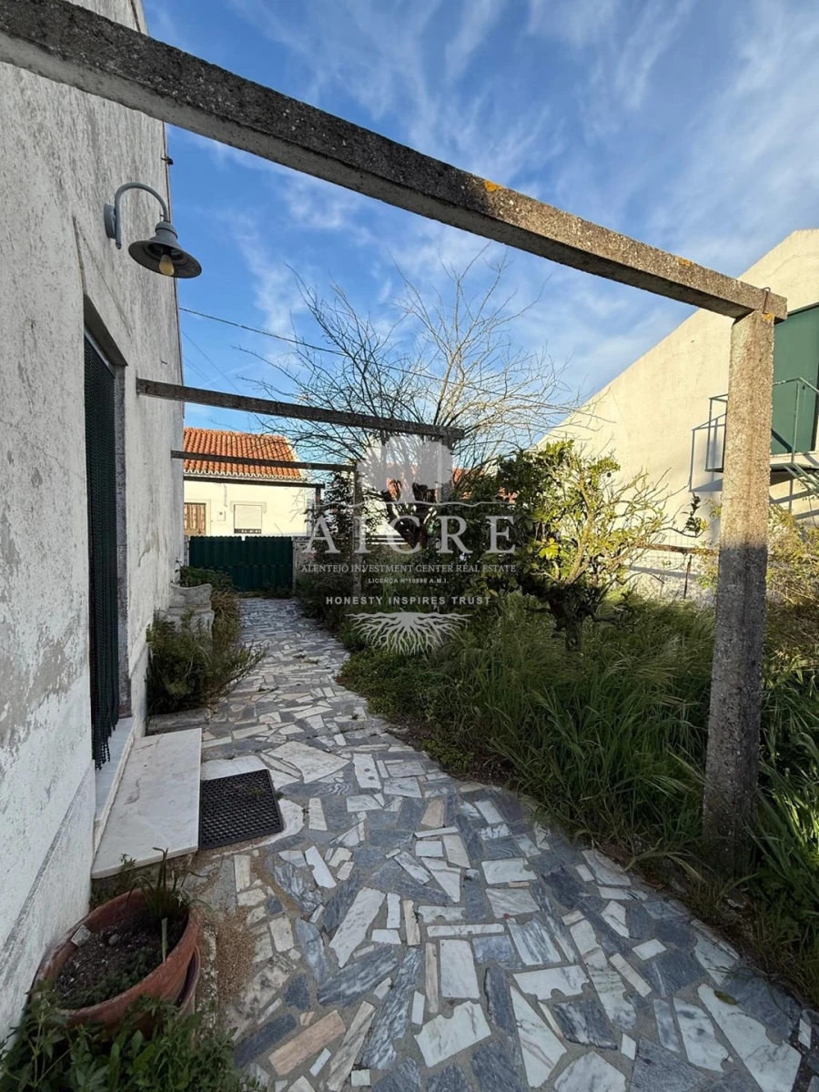 Moradia T2 para Venda em Nossa Senhora da Graça do Divor Foto 20