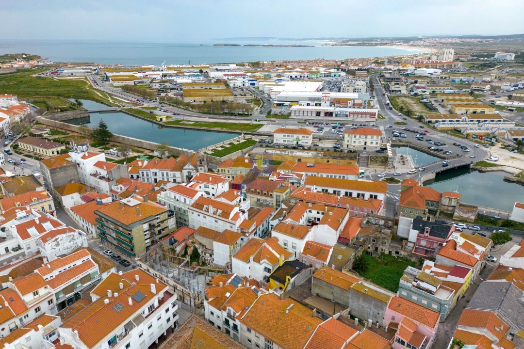 Prédio para Venda em Peniche Foto 9