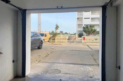 Garagem para Venda em Albufeira e Olhos de Água