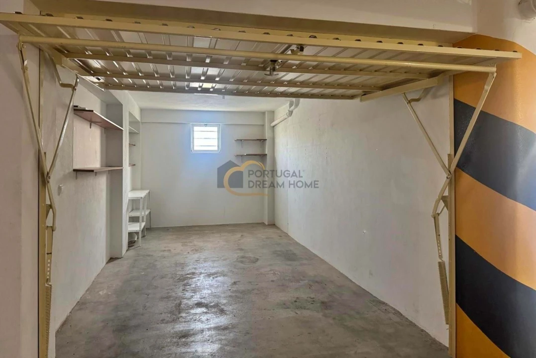 Garagem para Venda em Albufeira e Olhos de Água Foto 6