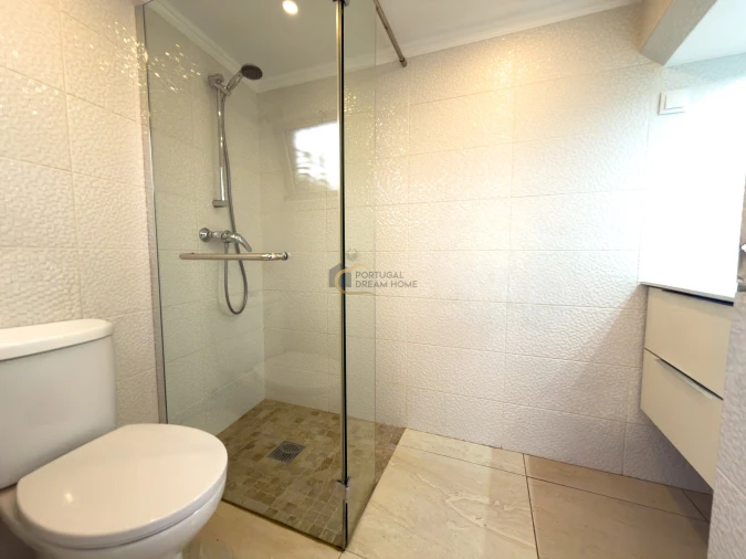 Apartamento T2 para Venda em Albufeira e Olhos de Água Foto 13