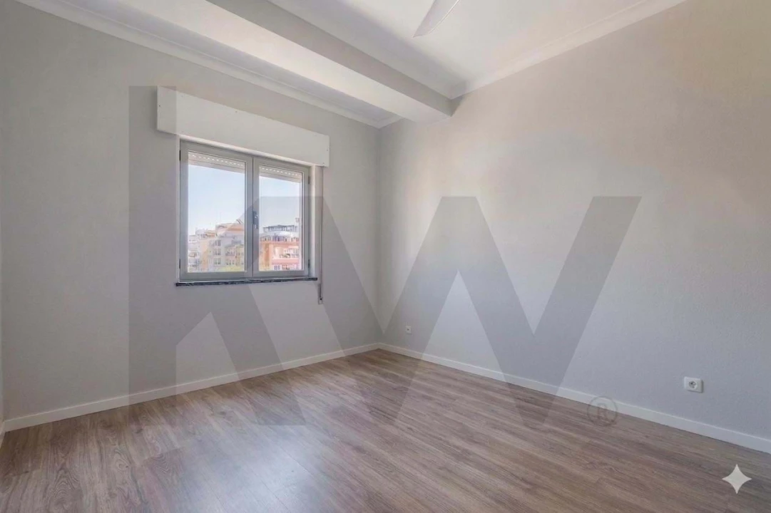 Apartamento T2 para Venda em Portimão Foto 10