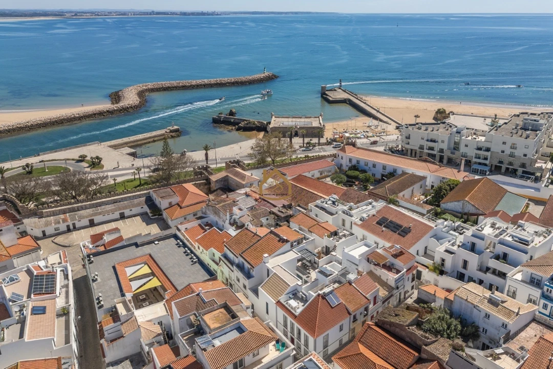 Moradia T3 para Venda em Lagos (São Sebastião e Santa Maria) Foto 52