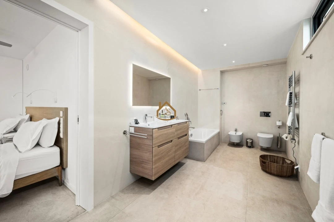 Moradia T3 para Venda em Lagos (São Sebastião e Santa Maria) Foto 20