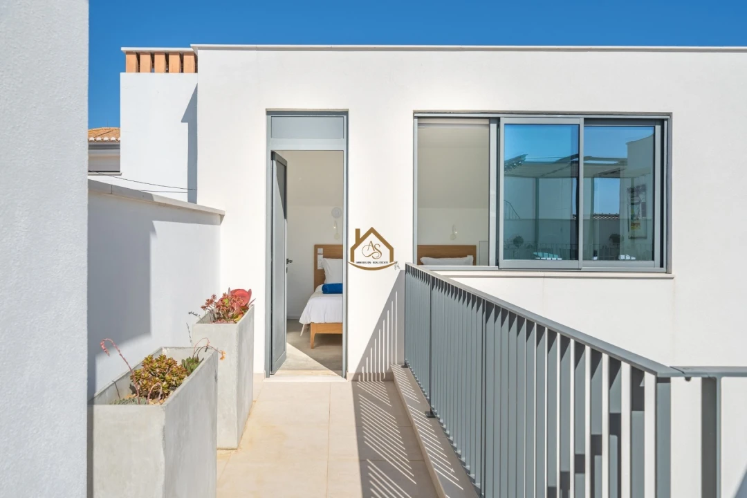 Moradia T3 para Venda em Lagos (São Sebastião e Santa Maria) Foto 31