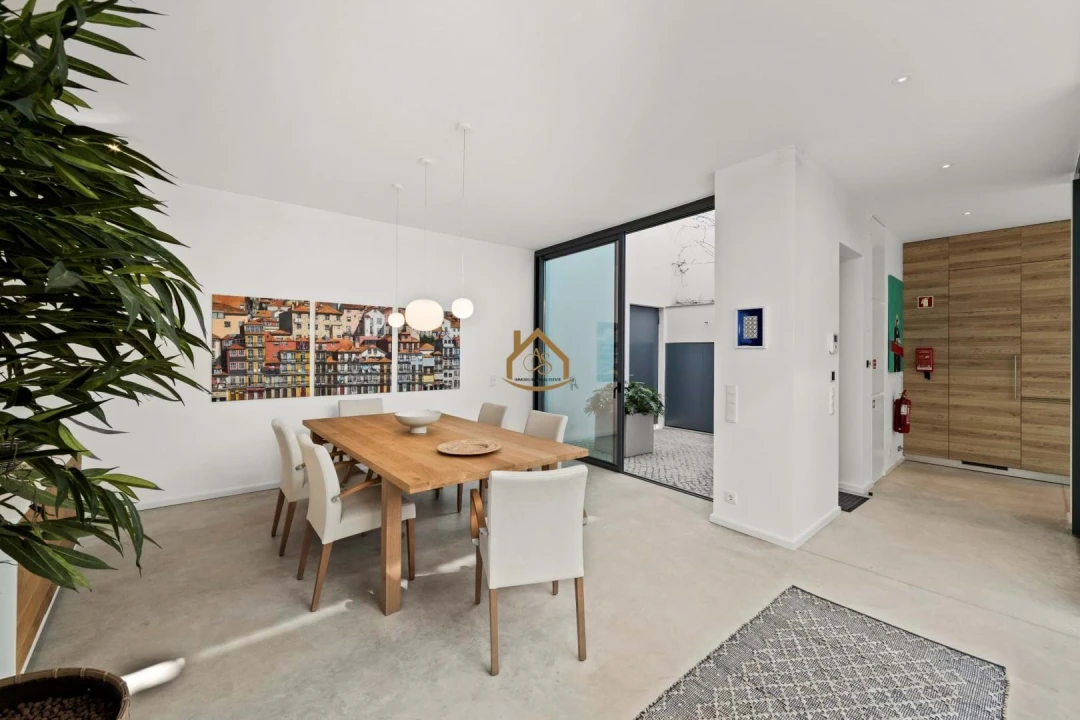 Moradia T3 para Venda em Lagos (São Sebastião e Santa Maria) Foto 5