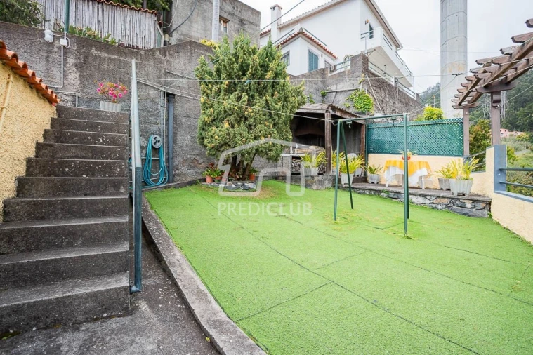 Moradia T2 para Venda em Santo Antonio Foto 9