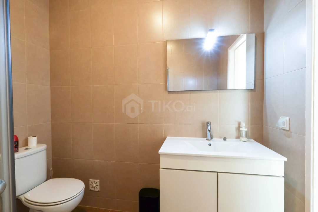 Apartamento T2 para Venda em Vila Franca de Xira Foto 17