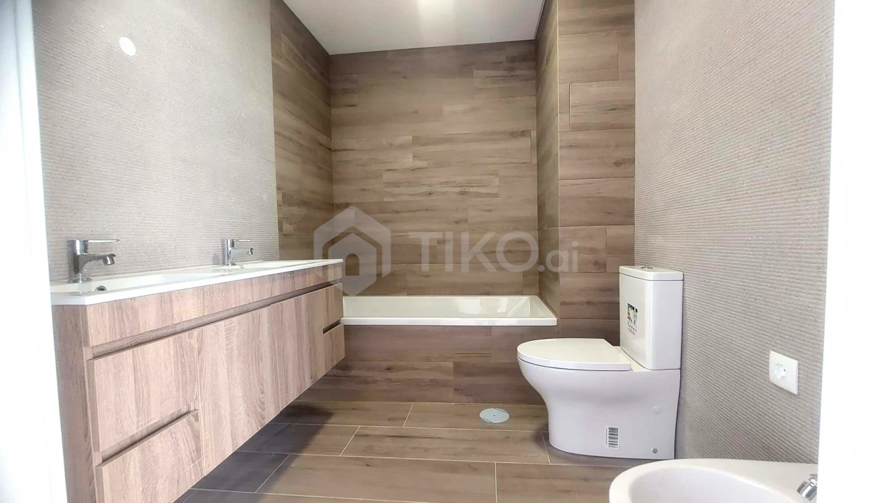 Moradia T3 para Venda em Quinta do Conde Foto 11