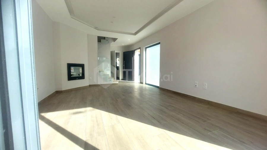 Moradia T3 para Venda em Quinta do Conde Foto 3