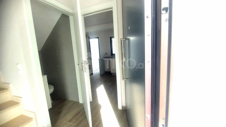 Moradia T3 para Venda em Quinta do Conde Foto 6