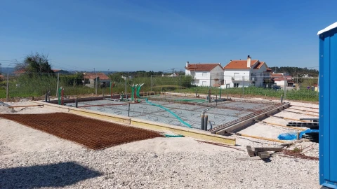 Moradia T2 para Venda em Caldas da Rainha - Santo Onofre e Serra do Bouro