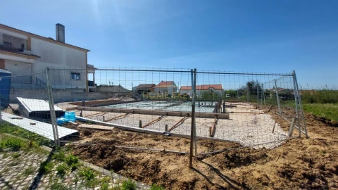 Moradia T2 para Venda em Caldas da Rainha - Santo Onofre e Serra do Bouro